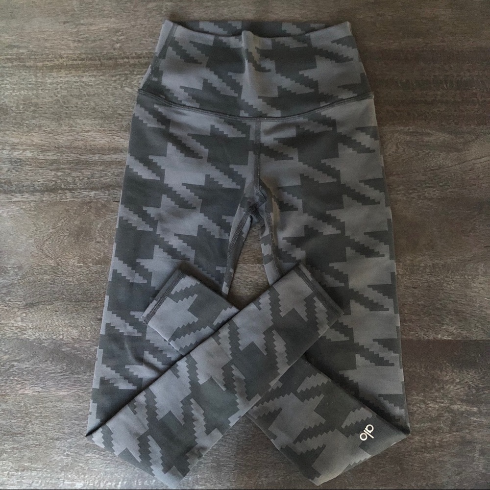 Alo high-waisted yoga leggings